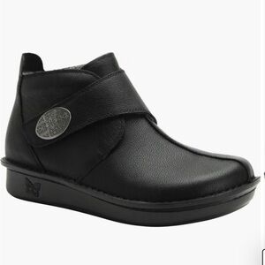 Alegria by PG Lite Caiti Black Leather Bootie size 37 EU 7-7.5 US
